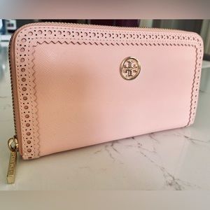 Tory Burch Robinson wallet